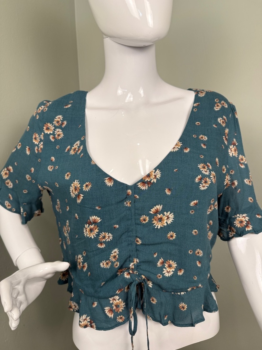 🌻Skylar + Madison Teal Camisole with Floral Accents Size Large NWOT